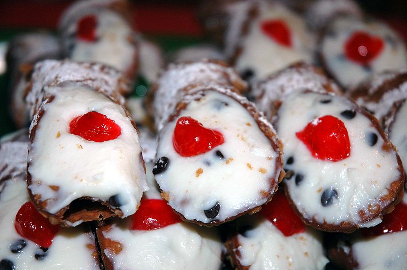 800px-Cannoli_in_S.Elia_HB